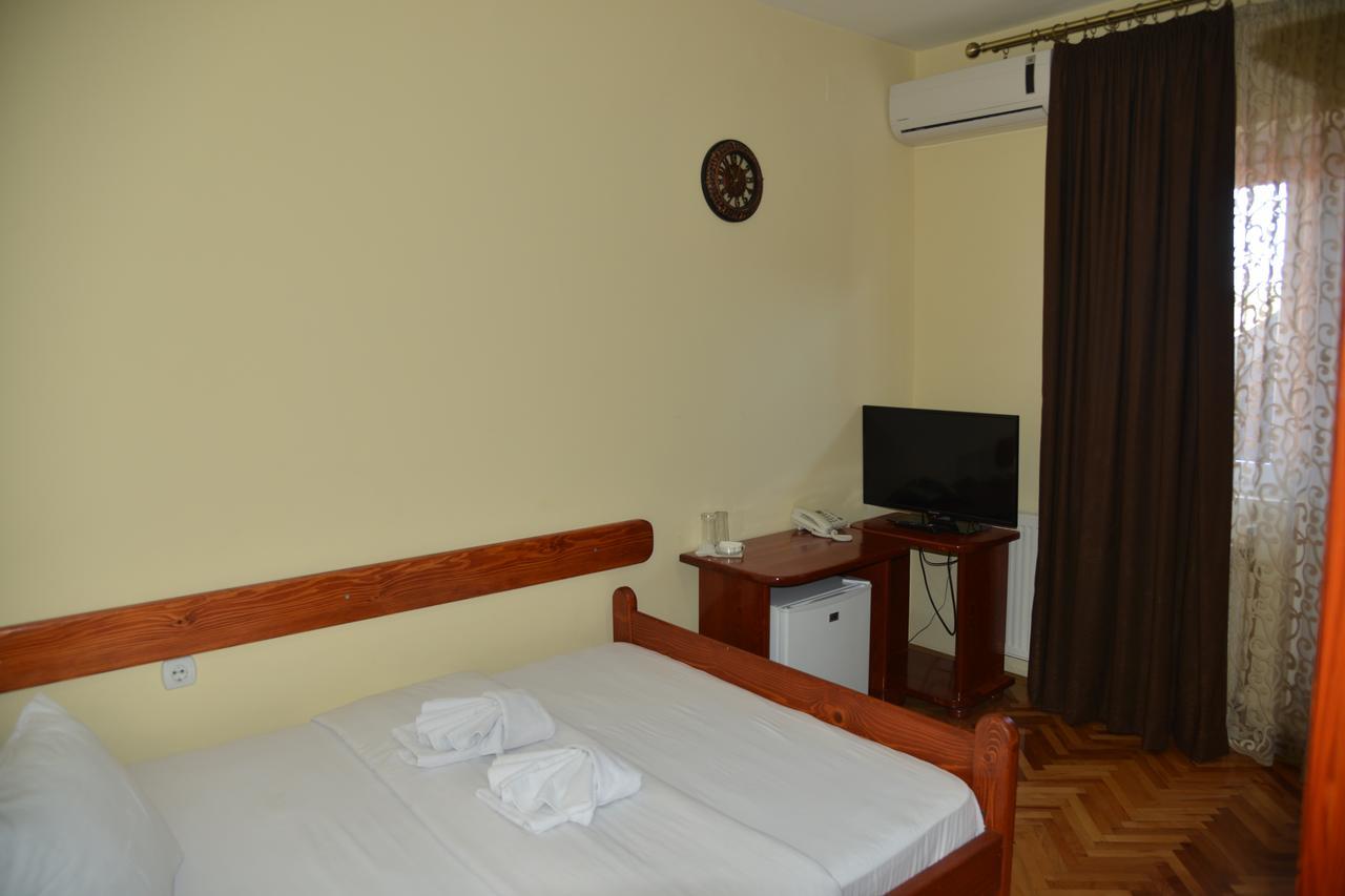Hotel Bella Donna Kumanova Dış mekan fotoğraf