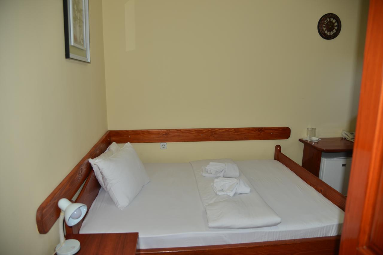 Hotel Bella Donna Kumanova Dış mekan fotoğraf